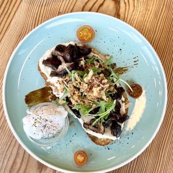 Pallet Coffee Roasters - Mushroom Toast. @_emwong_ - Coffee Roasteries Near Me - Vancouver, British Columbia Pallet Coffee Roasters - Mushroom Toast. @_emwong_ - Coffee Roasteries Near Me - Vancouver, British Columbia