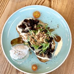 Pallet Coffee Roasters - Mushroom Toast. @_emwong_