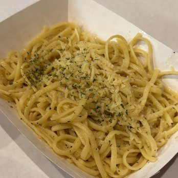 Cap't Loui - Addicting garlic noodz - Seafood Near Me - Cupertino, California