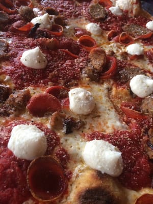 Pizza Rock by null