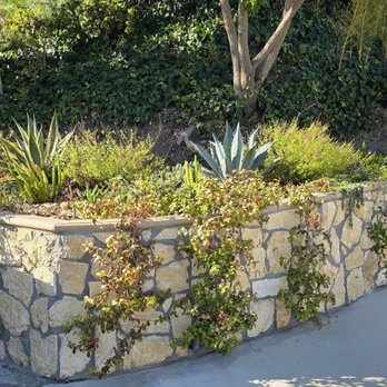 ACE Design & Build - front hillside with retaining wall. - General Contractors Near Me - Los Angeles, California