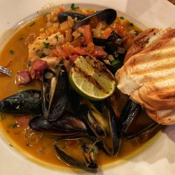 Kuba Kuba - Camarones Y Mejillones - Cuban Near Me - Richmond, Virginia Kuba Kuba - Camarones Y Mejillones - Cuban Near Me - Richmond, Virginia