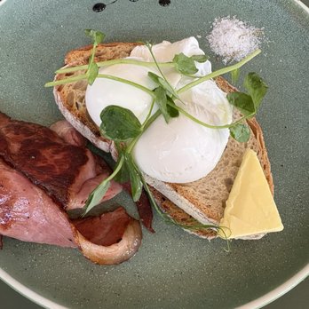 Bespoke Kitchen - Sourdough bread with poached eggs & bacon.,, yum! - Cafes Near Me - Queenstown, OTA Bespoke Kitchen - Sourdough bread with poached eggs & bacon.,, yum! - Cafes Near Me - Queenstown, OTA