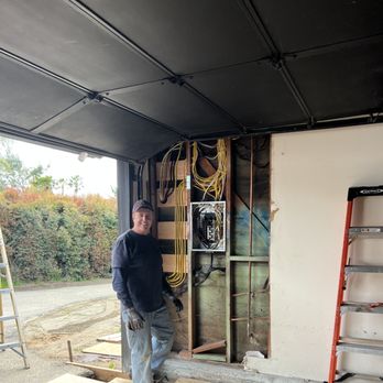 McFall Electric - New 100amp sub panel off new 200amp main distribution. - Electricians Near Me - Oceanside, California McFall Electric - New 100amp sub panel off new 200amp main distribution. - Electricians Near Me - Oceanside, California