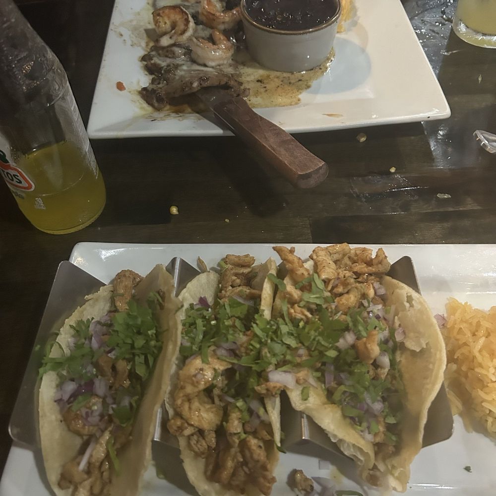 Rosa Mezcal Cocina Mexicana - Tacos pollo asado - Mexican Near Me - Eustis, Florida Rosa Mezcal Cocina Mexicana - Tacos pollo asado - Mexican Near Me - Eustis, Florida