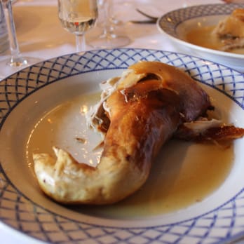 Mesón de Cándido - Main: Fresh cut pork thigh - Spanish Near Me - Segovia, SG Mesón de Cándido - Main: Fresh cut pork thigh - Spanish Near Me - Segovia, SG