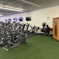 Hornet Fitness - Sauna & Cardio