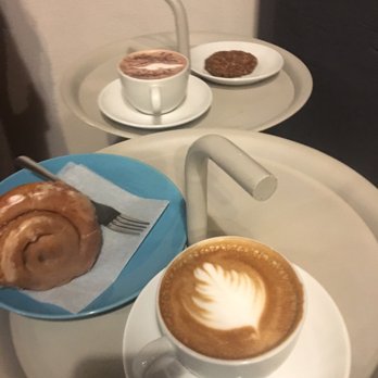 PRESS Coffee - Latte, cocoa, cinnamon roll and an oatmeal cookie. - Coffee & Tea Near Me - San Antonio, Texas