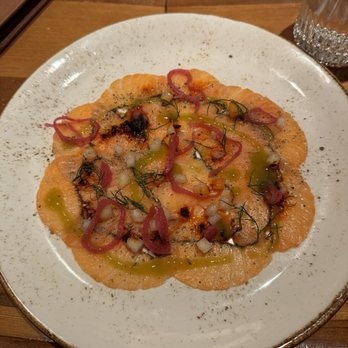 Cindy's Rooftop - Salmon carpaccio - New American Near Me - Chicago, Illinois