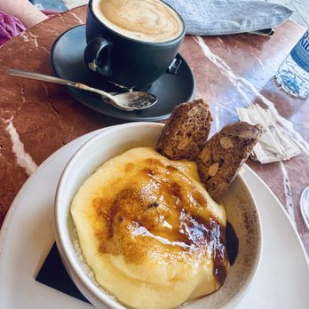 Glaciar - Crema Catalana - Bars Near Me - Barcelona, B Glaciar - Crema Catalana - Bars Near Me - Barcelona, B