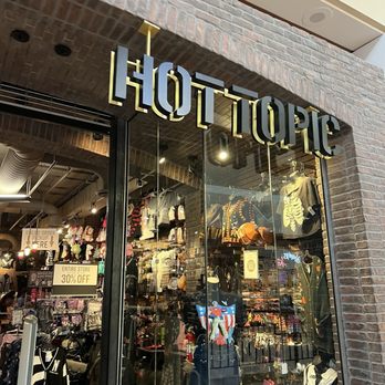 Saint Louis Galleria - Shopping Centers Near Me - Saint Louis, Missouri