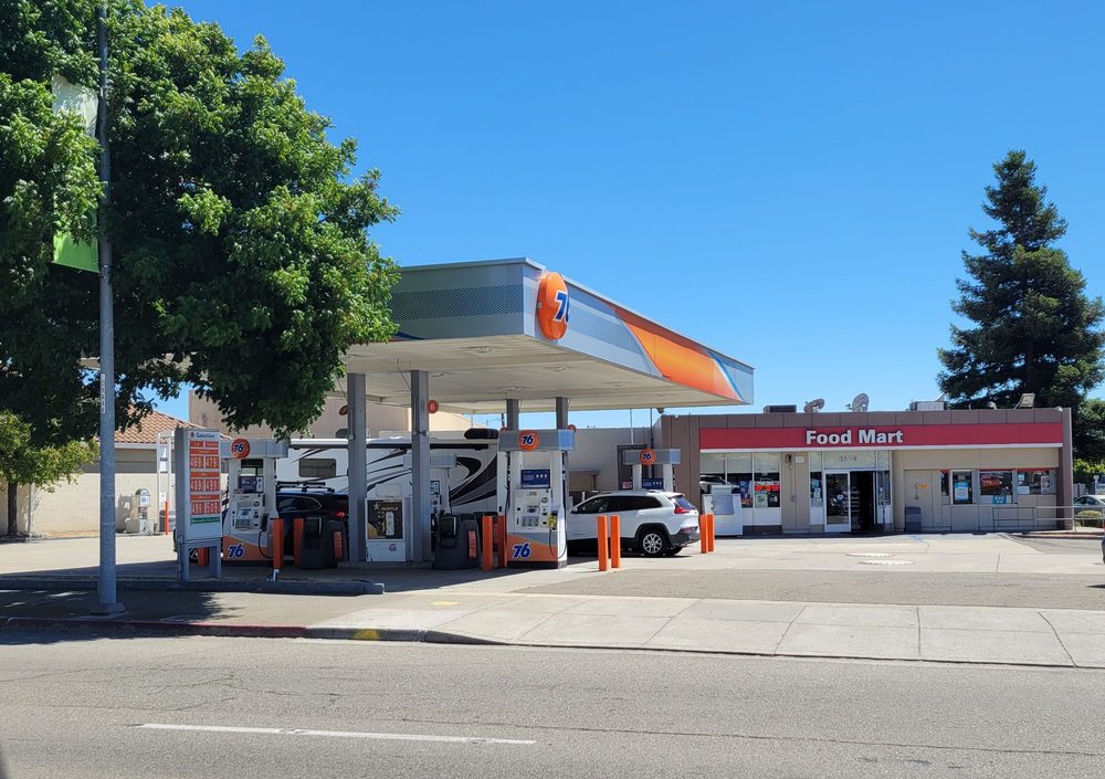 76 GAS STATION 3519 Castro Valley Blvd, Castro Valley, California
