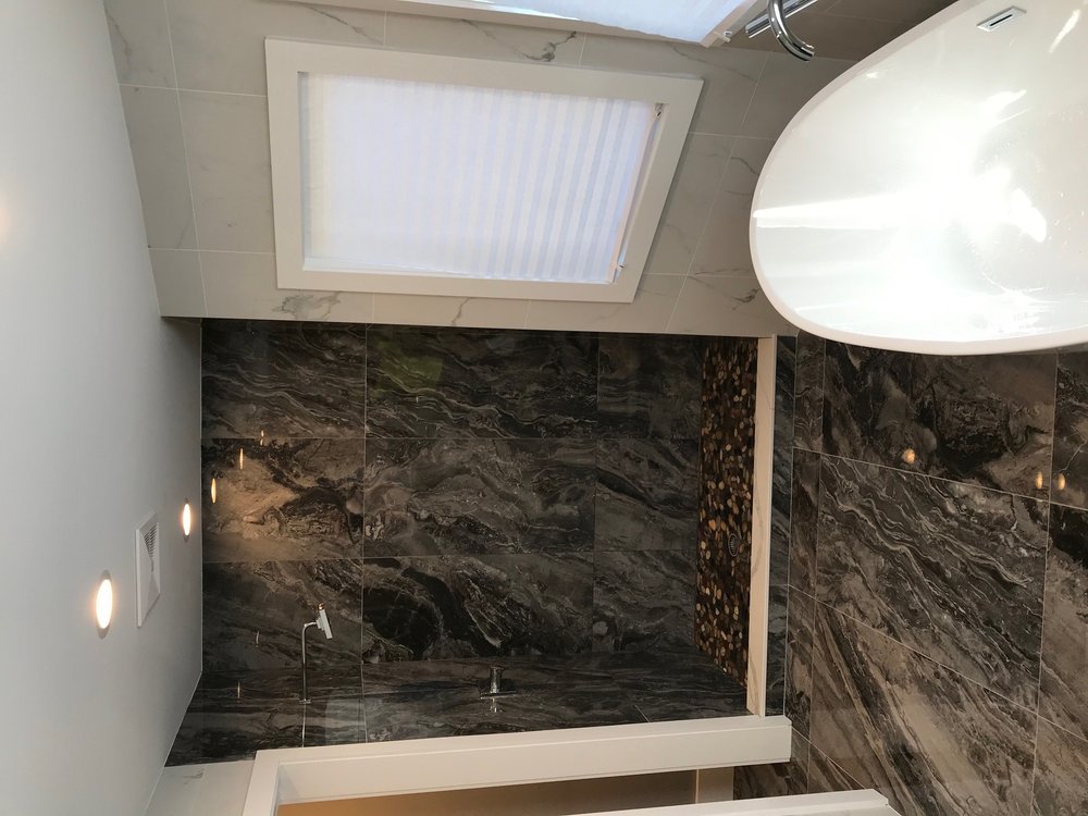 Slide of J&E Plumbing & Heating