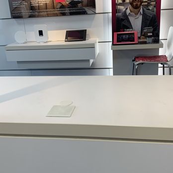 T-Mobile - Front counter - Electronics Near Me - National City, California T-Mobile - Front counter - Electronics Near Me - National City, California