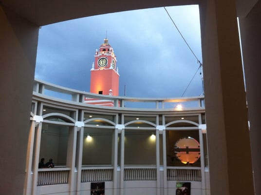 Olimpo Cultural Center by null