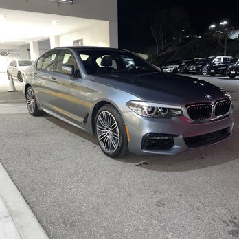 Bob Smith BMW - Car Dealers Near Me - Calabasas, California