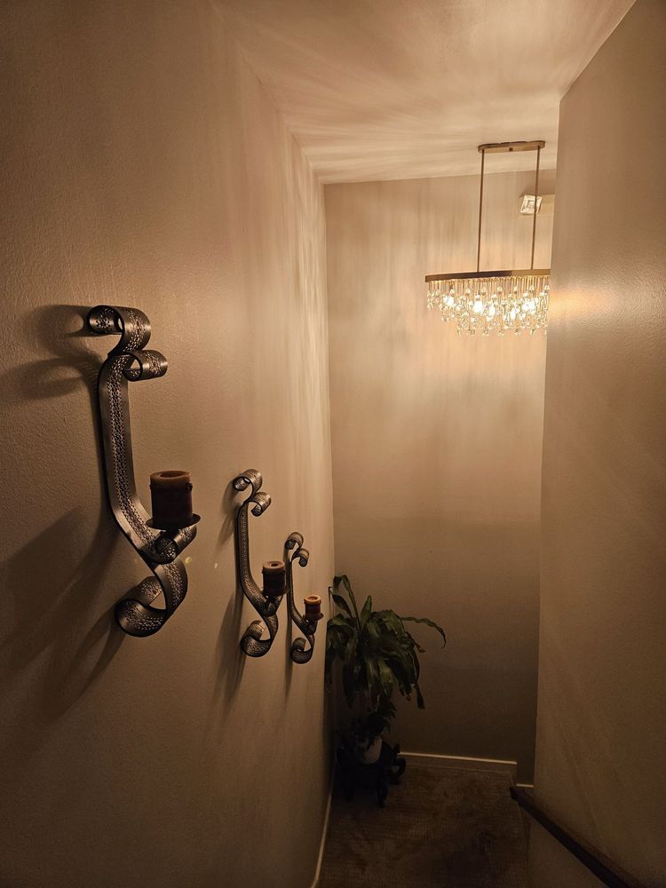 Time thai massage Logo