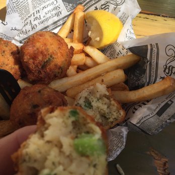DJ's Clam Shack - Delicious conch fritters - Seafood Near Me - Key West, Florida DJ's Clam Shack - Delicious conch fritters - Seafood Near Me - Key West, Florida