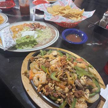 Mojitos Mexican Grill - This is the fajitas for one person at $19! - Mexican Near Me - Blue Springs, Missouri Mojitos Mexican Grill - This is the fajitas for one person at $19! - Mexican Near Me - Blue Springs, Missouri