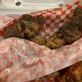 Love Chick-In - Lemon pepper - Burgers Near Me - Visalia, California