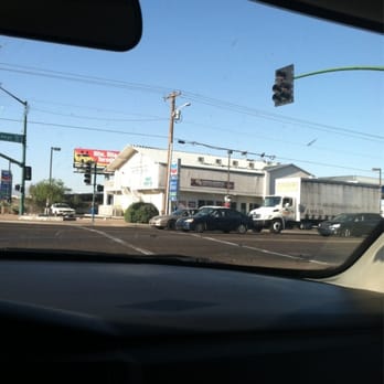 B-51 Chevron - a view of a busy intersection - Convenience Stores Near Me - Phoenix, Arizona