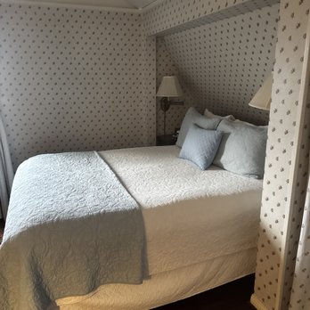 Bath Street Inn - Bed & Breakfast Near Me - Santa Barbara, California
