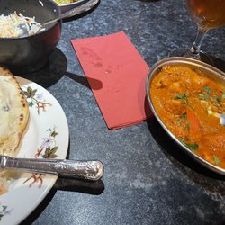 Great Kathmandu Tandoori Restaurant - Vindaloo, peswari naan and pilau