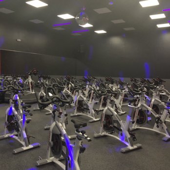 Crunch Fitness - Dearborn - Gyms Near Me - Dearborn, Michigan Crunch Fitness - Dearborn - Gyms Near Me - Dearborn, Michigan