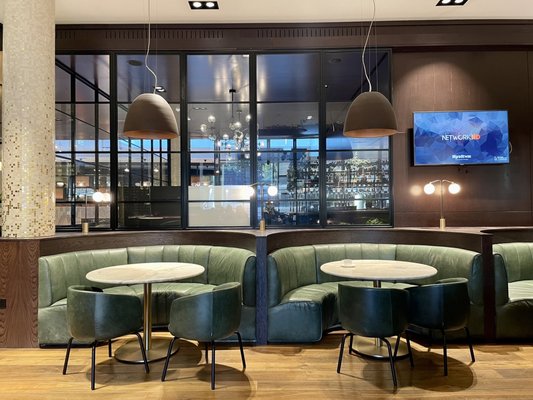 Radisson Blu Royal Hotel, Dublin by null