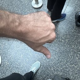 Thumbs down for shitty service Thumbs down for shitty service