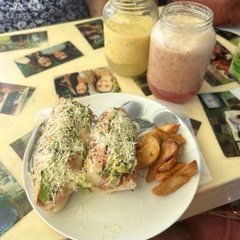 Les Amis - Sandwich and natural juices. - Juice Bars & Smoothies Near Me - Playa del Carmen, ROO Les Amis - Sandwich and natural juices. - Juice Bars & Smoothies Near Me - Playa del Carmen, ROO