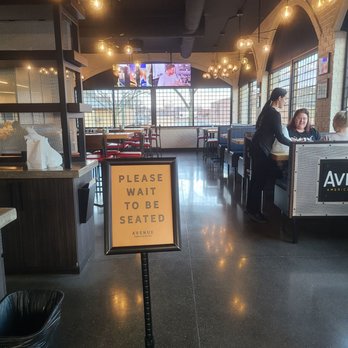 Avenue American Bistro - Front of the house - Sports Bars Near Me - Wayne, Michigan