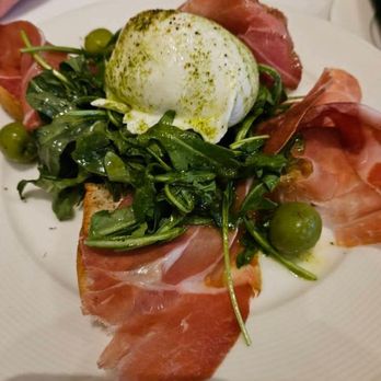 Il Fornaio - Burrata con prosciutto - Italian Near Me - San Jose, California Il Fornaio - Burrata con prosciutto - Italian Near Me - San Jose, California