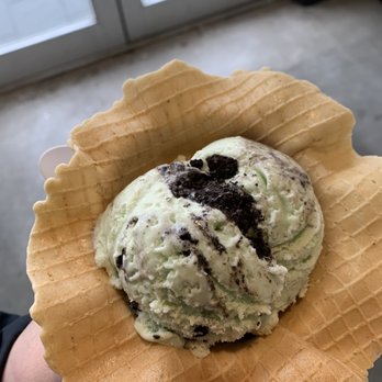 Gordon’s Milkshake Bar - Mint oreo ice cream in fresh made waffle cone - Desserts Near Me - Indianapolis, Indiana