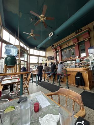 Latona Pub by null