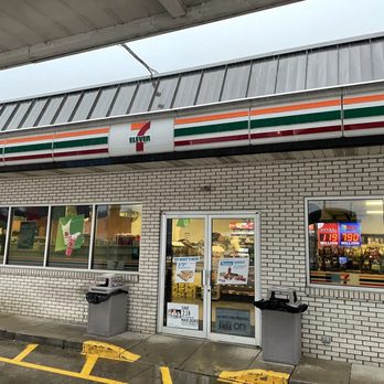 7-Eleven - the front of the store - Coffee & Tea Near Me - Mansfield, Ohio