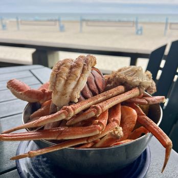 Crab's Claw Oceanfront Caribbean Restaurant - Seafood pot - Seafood Near Me - Atlantic Beach, North Carolina