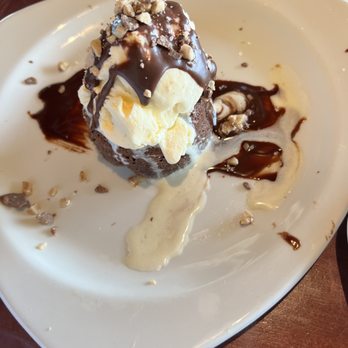 Chart House - Molten Hot Chocolate Lava Cake - Seafood Near Me - Dana Point, California