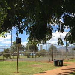 Pearl City District Park - Tennis/volleyball courts