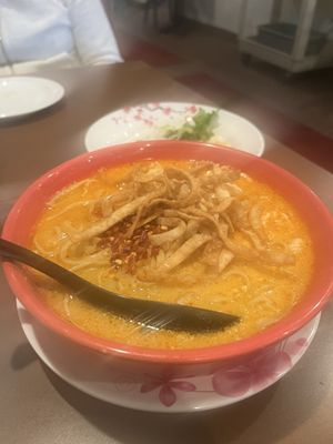 Lisu's Thai Taste | Roseville by null