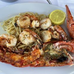 Pier 95 Restaurant - Marina - "mariscada" (lobster, shrimp & scallops, without mussels & clams, over linguine)