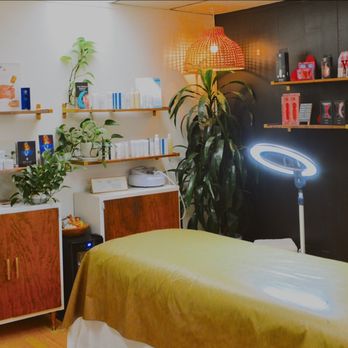 Mixed Esthetics - Treatment room - Waxing Near Me - San Diego, California