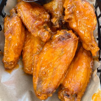Liberty Point - Crispy chicken wings - American Near Me - Philadelphia, Pennsylvania Liberty Point - Crispy chicken wings - American Near Me - Philadelphia, Pennsylvania