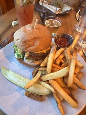 Lake Avenue Restaurant & Bar by null