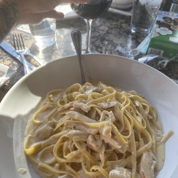Mediterraneo - Fettuccine con pollo is FIREEEEE - Italian Near Me - Alpine, California