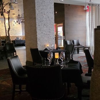 Ruth's Chris Steak House - Steakhouses Near Me - Austin, Texas