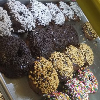 Friendly Donut House - Sprinkles, sprinkles and more sprinkles - Donuts Near Me - Henderson, Nevada