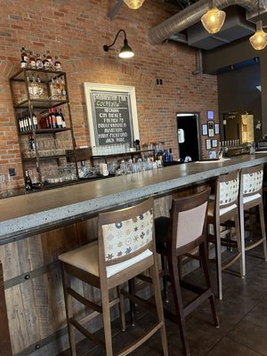 Barrel 21 Distillery and Dining by null