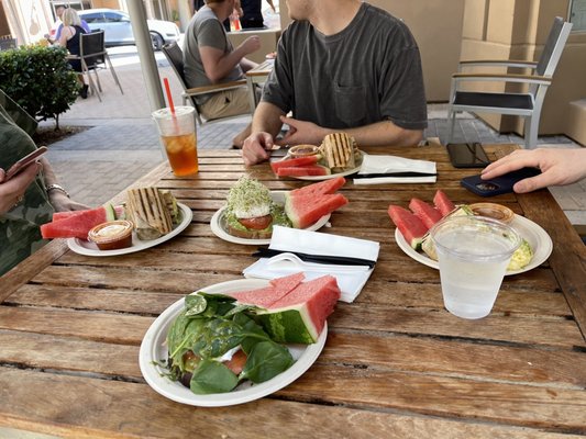 Avocado Cafe by null