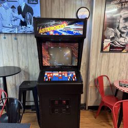Checkers Pizza - Asteroids